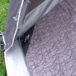 Vango Tahiti/Anantara II Air Ge&iuml;soleerd Fitted Tapijt, Grijs -Campz-winkel vango tahiti anantara ii air insulated fitted carpet willow 4